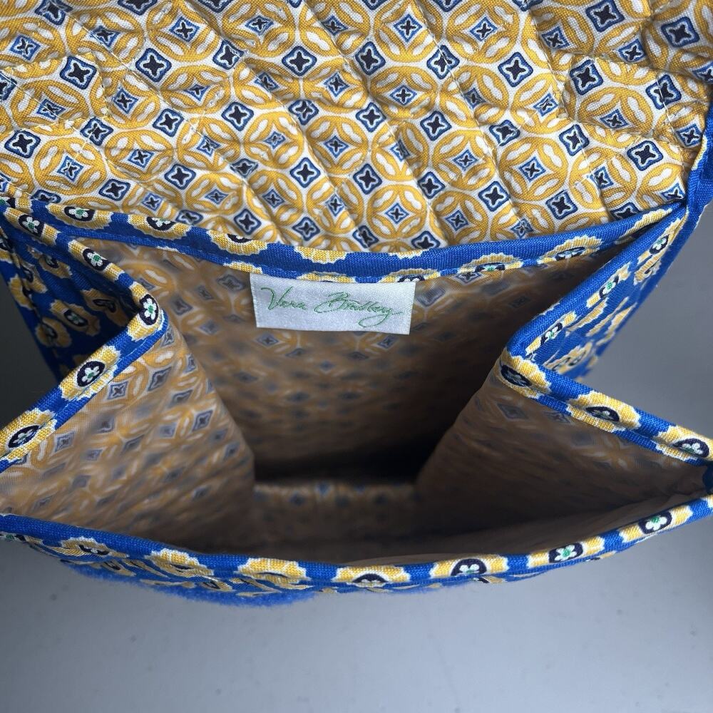 Vera Bradley Out To Lunch Riviera Blue Hook Loop Closure Plastic Lined Lunchbox - Picture 7 of 10